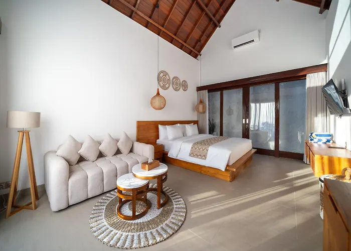 Nayandra * Uluwatu